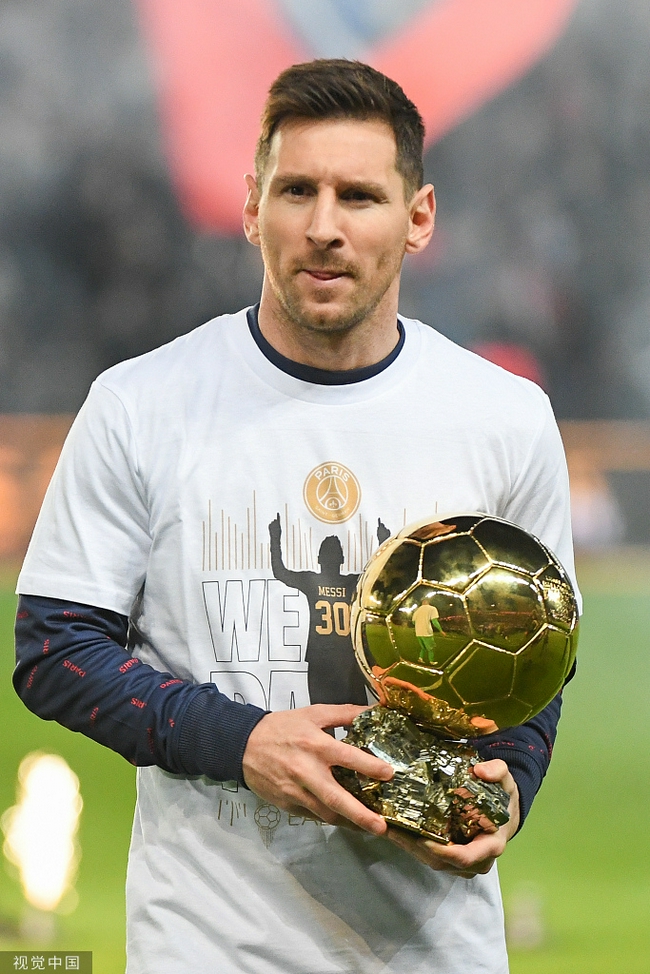 传闻：拜仁非常欣赏埃弗顿边锋恩迪亚耶（消息称，拜仁青睐埃弗顿边锋恩迪亚耶）