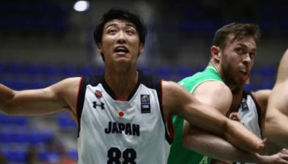 西甲焦点战！马竞主场迎战瓦伦西亚 西蒙尼誓破蝙蝠军团防线（西甲重磅对决：马竞主场迎战瓦伦西亚，西蒙尼立誓撕裂蝙蝠军防线）