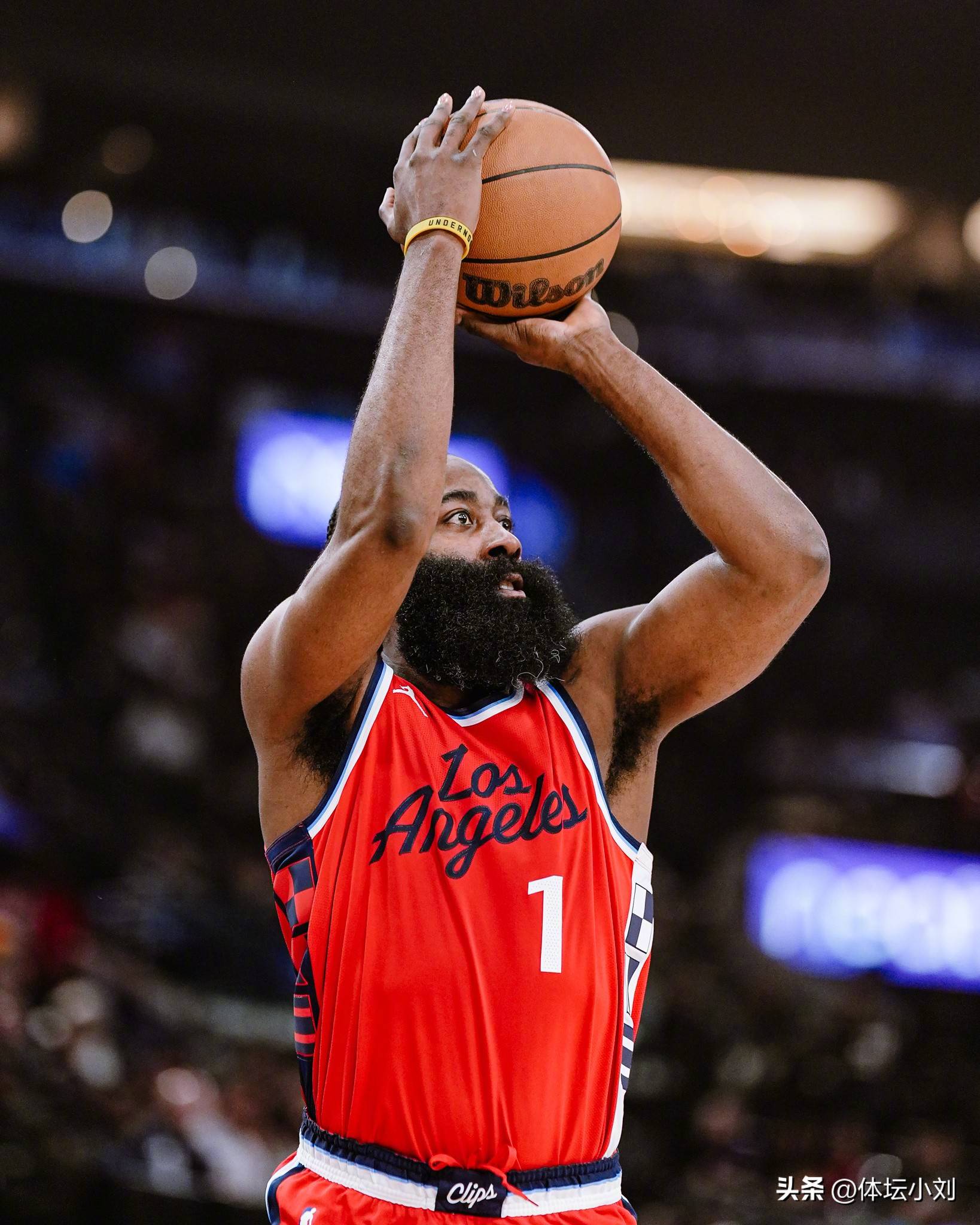 贝纳蒂亚：阿坎吉帮助我们引进了帕瓦尔，国米起初要价2000万（贝纳蒂亚：阿坎吉牵线助我们签下帕瓦尔，国米最初标价2000万）