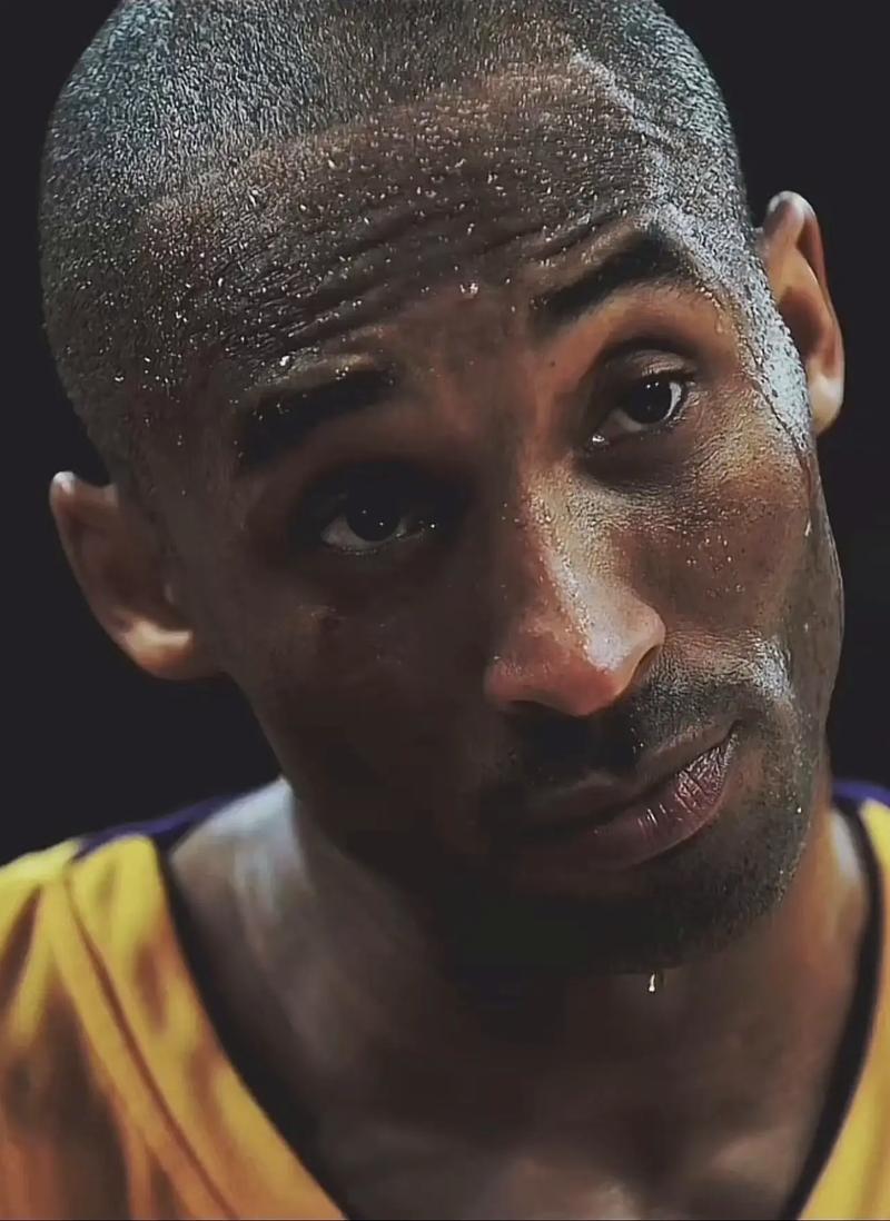 亨利：很多枪手球员都立志拿欧冠；难忘愤怒梅西训练过掉全队（亨利：阿森纳多人志在夺欧冠；难忘梅西怒火中烧训练场连过全队）