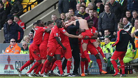 ESPN：曼联通过转会市场获得大笔资金，无需卖人就能签新中锋（ESPN：曼联获充足转会预算，不卖人也能引进新中锋）