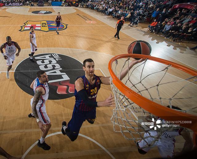 2025／26赛季英超：赛程密集应对策略！切尔西将进行阵容轮换（英超2025／26赛季赛程紧凑，切尔西将启用阵容轮换方案）