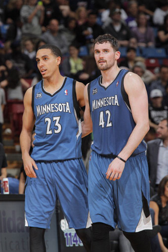 斯帕莱蒂：弗拉霍维奇会缺阵两三个月；我们要赢而且踢得漂亮（斯帕莱蒂：弗拉霍维奇将因伤休战两三个月；我们要赢球也要踢得好看）