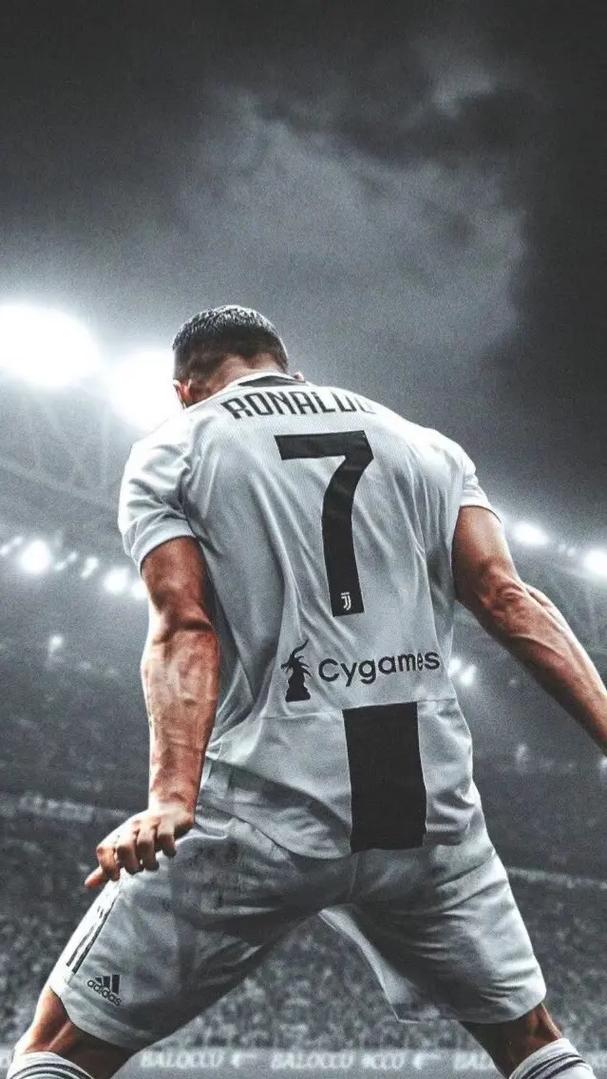 巴黎圣日耳曼内马尔帽子戏法（巴黎圣日耳曼内马尔上演帽子戏法）