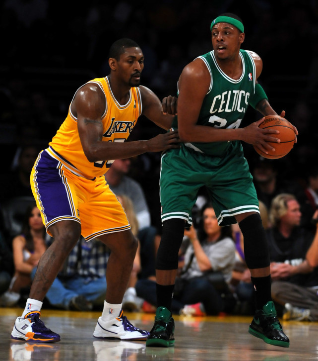 里程碑！62岁穆里尼奥收获执教生涯750场胜利（62岁穆帅完成执教生涯第750场胜利，里程碑时刻）