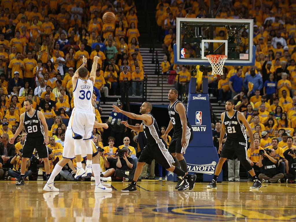 巴萨vs阿拉维斯：莱万、亚马尔、拉菲尼亚首发，贝尔纳尔出战（巴萨战阿拉维斯：莱万、亚马尔、拉菲尼亚先发，贝尔纳尔登场）